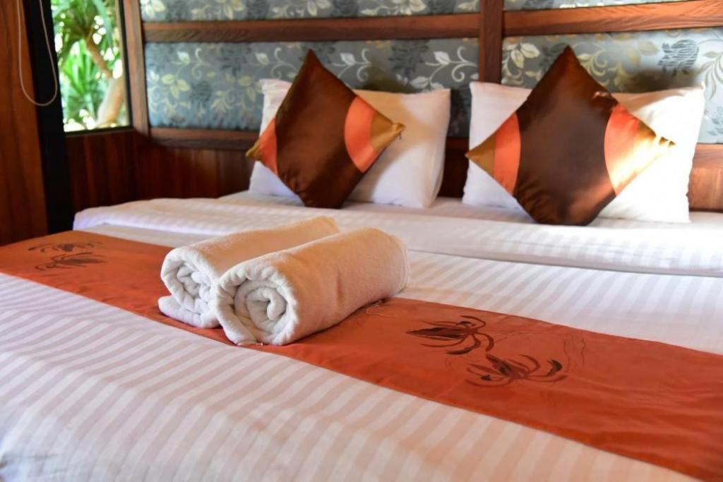 Dusit Talai Resort Mu Si Extérieur photo