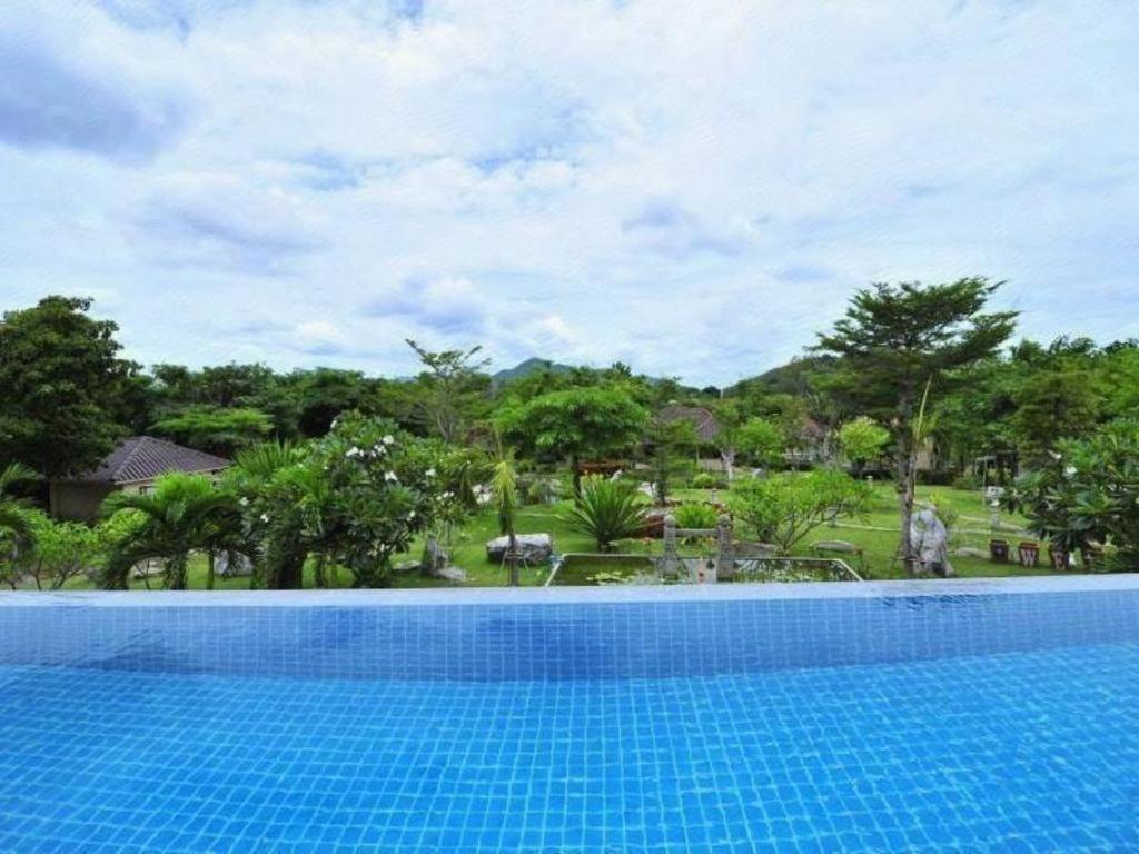 Dusit Talai Resort Mu Si Extérieur photo