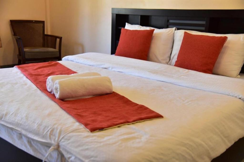 Dusit Talai Resort Mu Si Extérieur photo