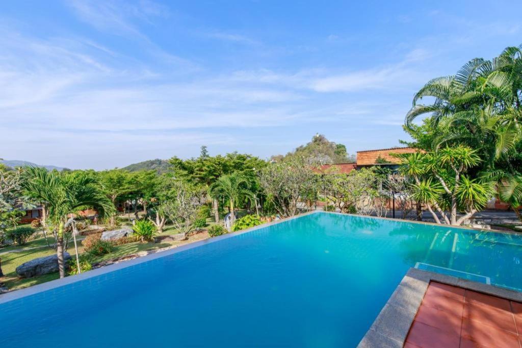 Dusit Talai Resort Mu Si Extérieur photo