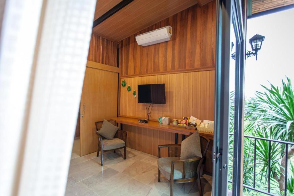 Dusit Talai Resort Mu Si Extérieur photo